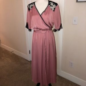 Who What Wear Satin and Lace Midi Dress Pink